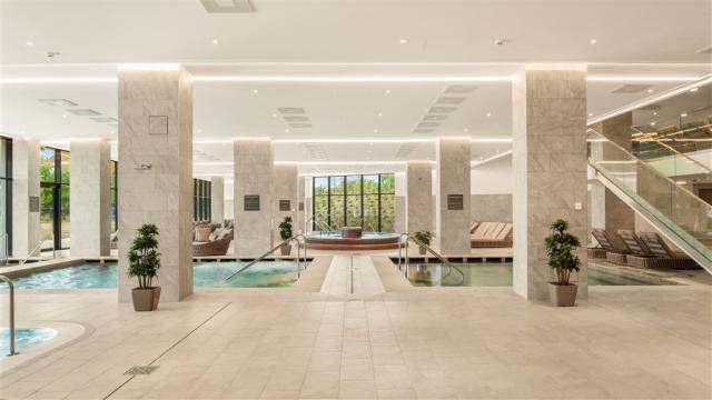 Spa_Essence_5.JPG