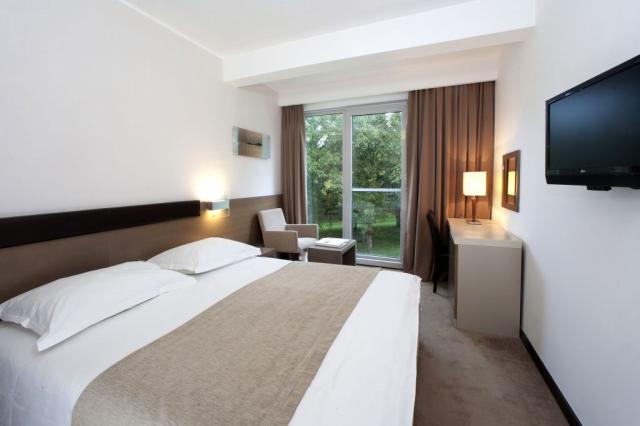 Hotel_Molindrio_Plava_Laguna_Economy_room_E3-1-1024x682.jpg