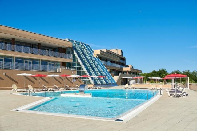 Hotel_Molindrio_Plava_Laguna_2020_Swimming_Pool_-15-1-1024x683.