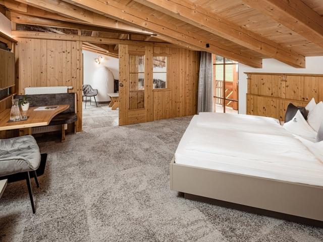 BZO-03651-Schneeberg_Suite (2)1.jpg