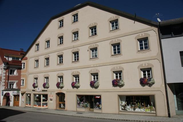 Aussenansicht_Pension.jpg