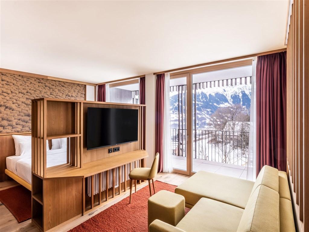 2212dd_falkensteiner-montafon-rooms_131 - Mountain Suite.jpg