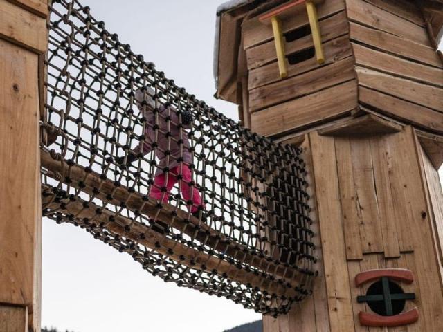 family-resort-lido-playground_standard.jpg