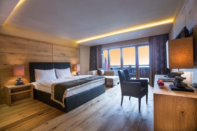 Doppelzimmer Deluxe 1.jpg