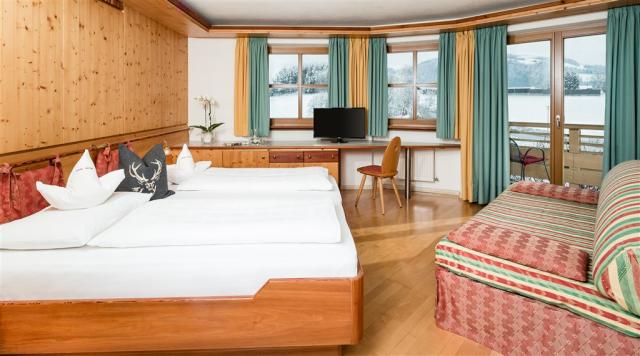 hotel-astor-WEB-1.jpg