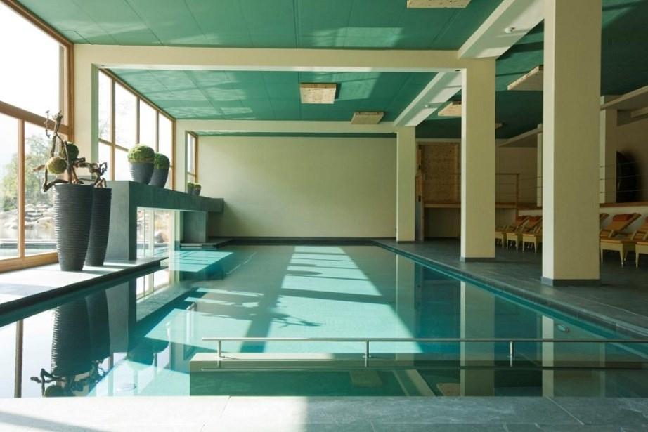 Schwimmbad.jpg
