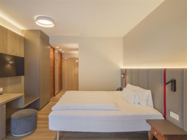 2109lm_falkensteiner-sonnalpe_rooms_B0015528-HDR (1).jpg