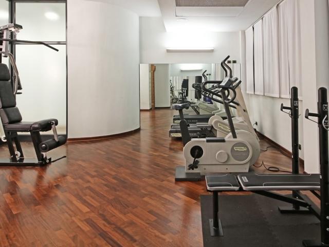 VRN-03712-018.jpg
