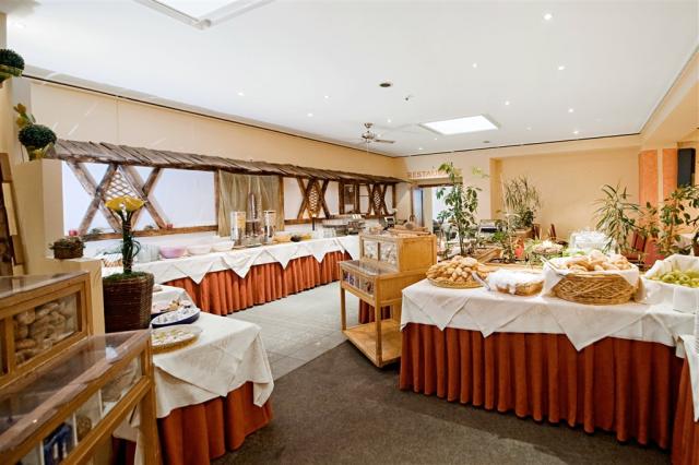 AT_INN_Alpenhotel_Weitlanbr_1tiussq_00008.jpg