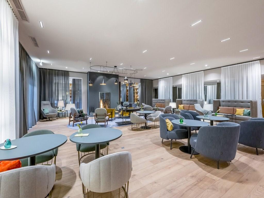 kaminlounge4-hotel-aqua-dome-tirol-therme-laengenfeld.jpg