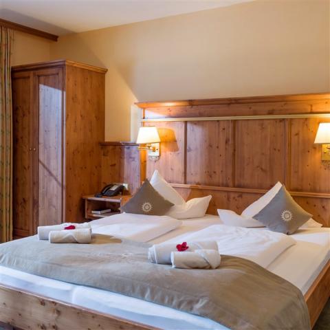 Hotel_Sonnschein_Sonnbergweg_5_Niederau_01_2022_Zimmer_260_1.jp
