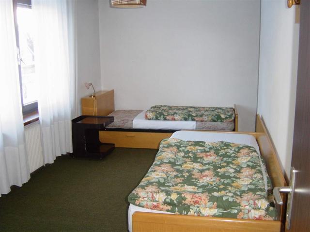 BZO-93023-010.jpg