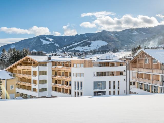 Hotel Winterbild_hinten_Seite_Druck_2018.jpg