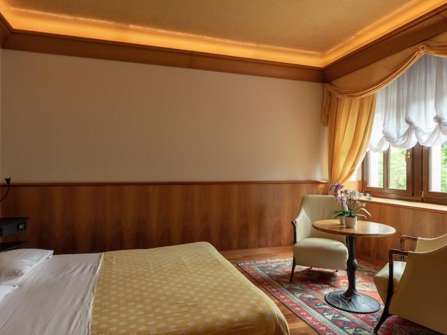 BZO-03632-0381.jpg