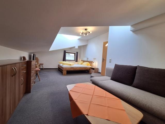 Zimmer212_6.jpg