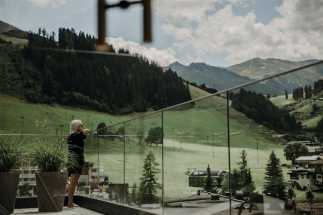 220712_terrasse ausblick so person_mattwarter_91.jpg
