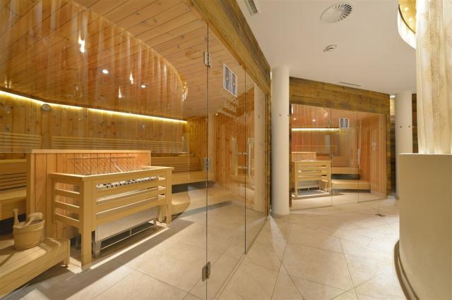 Hotel_Latini_Saunawelt.jpg