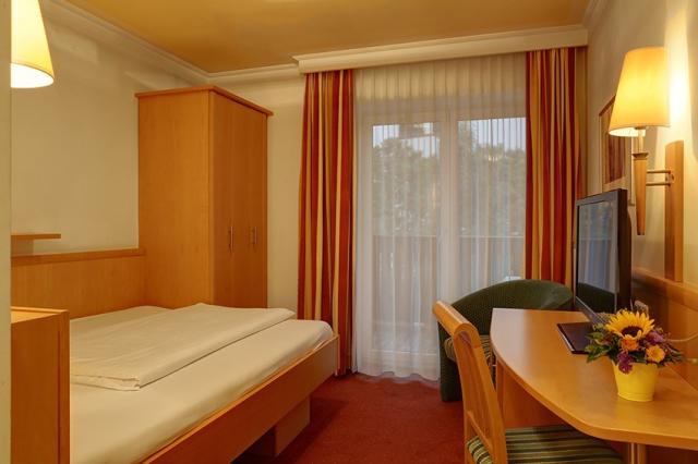 Hotel Der Schütthof-03.jpg