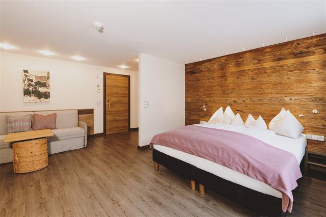 Sonne-Zimmer407-Dez22-2.jpg