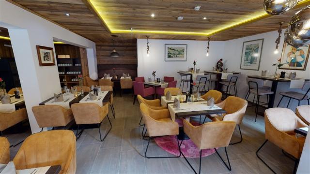 HOTEL-PANTHERA-Restaurant-2.jpg
