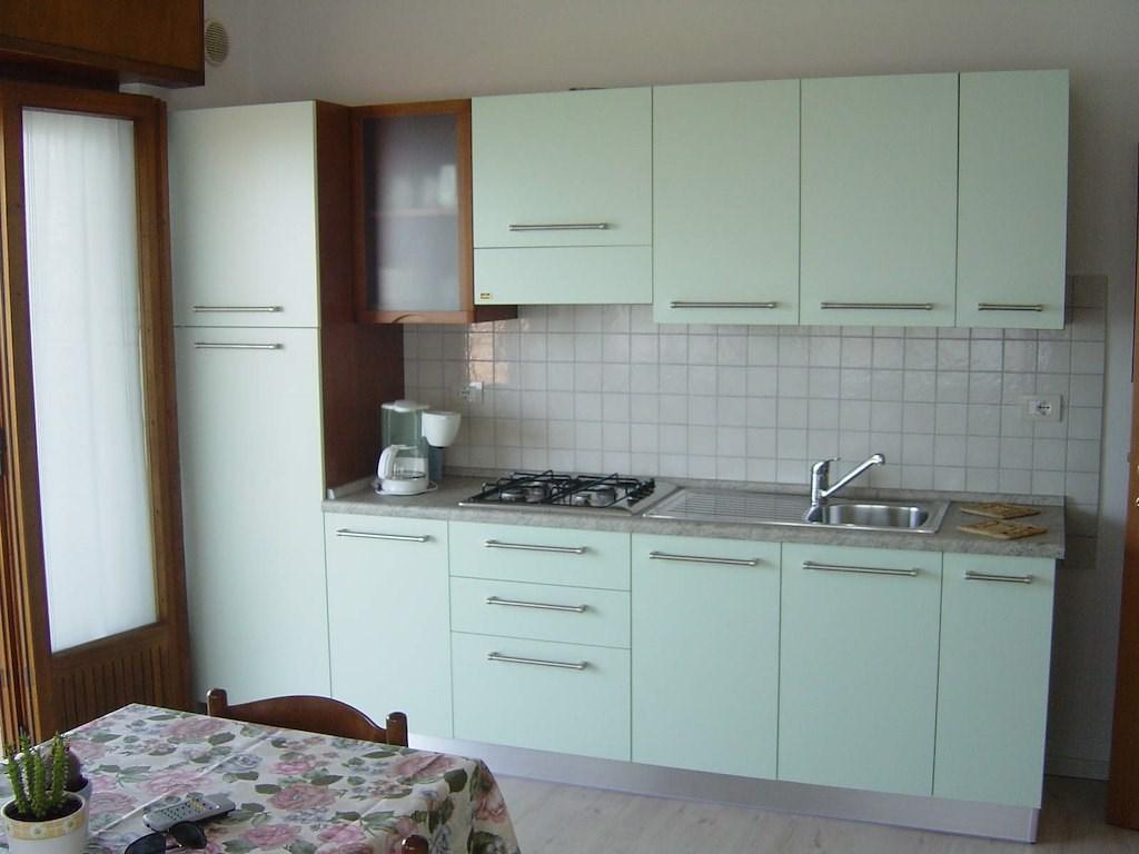 GAR-H93750-Zimmer-14.jpg