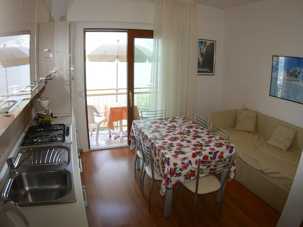 VRN-93750-001 Bilo.jpg