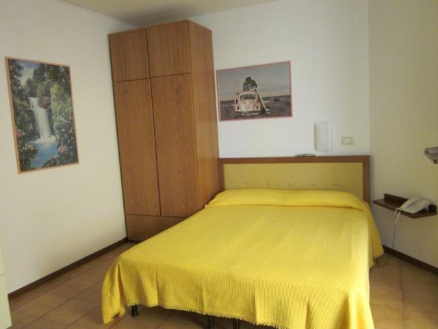 VRN-93750-011.jpg