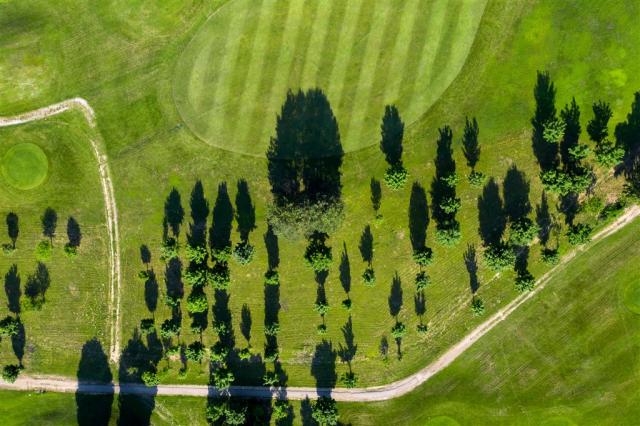 Golf_course_11.jpg