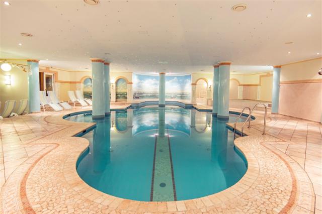 AT_INN_Grand_Hotel_m4yi9ty_00072.jpg