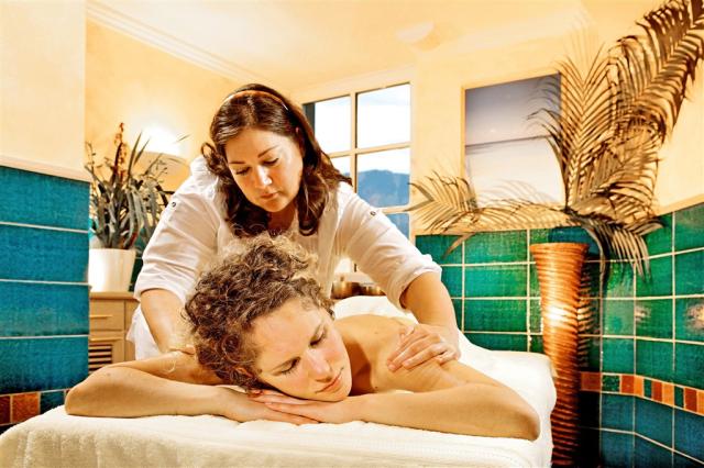 AT_INN_Grand_Hotel_m4yi9ty_00002.jpg