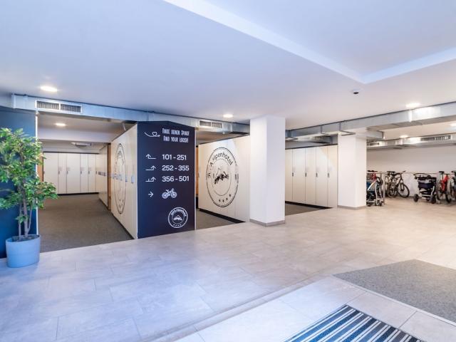 spinde-radabstellplatz-jufa-alpenhotel-saalbach.jpg