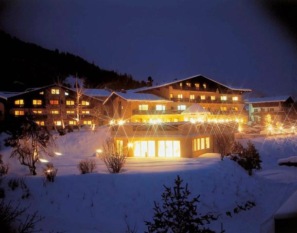 haus_am_abend.jpg