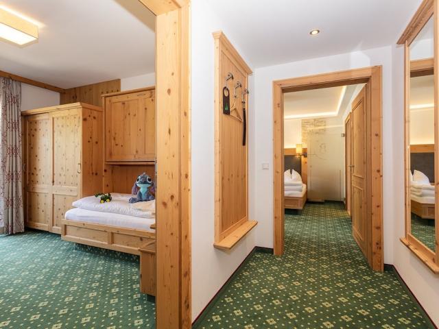 AZF_Hotel_Bichlingerhof_Bichling_105_Westendorf_102_Kind3.jpg