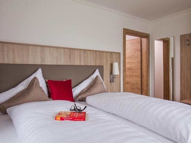 Hotel Fernau 023 Zimmer 306.jpg