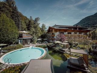 Familien-& Gartenhotel Theresia