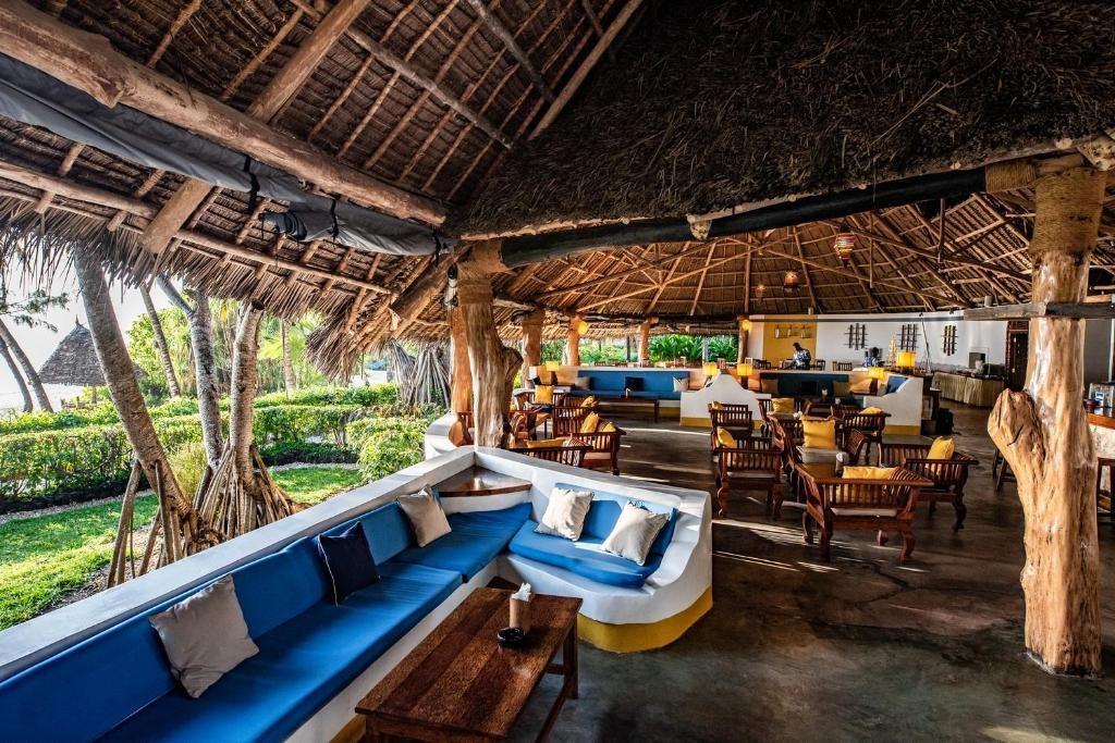 Tanzanie_Zanzibar_Pongwe Beach Hotel_restaurace.jpg