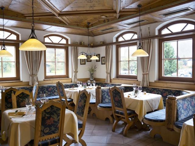 024_Restaurant_08.jpg