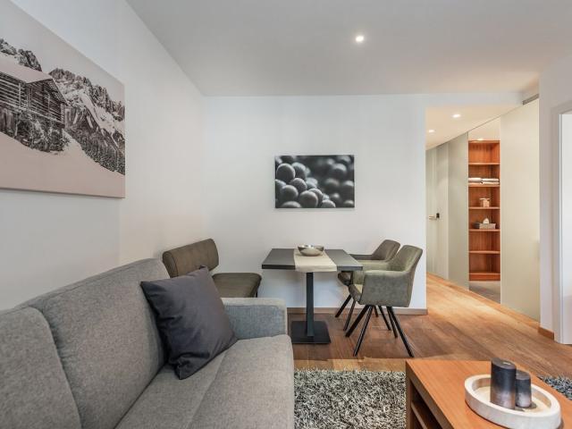 Apartment Deluxe 1 bedroom (7).jpg