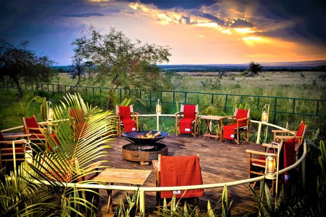 Keňa_Masai Mara_Zebra Plains_boma2.jpg
