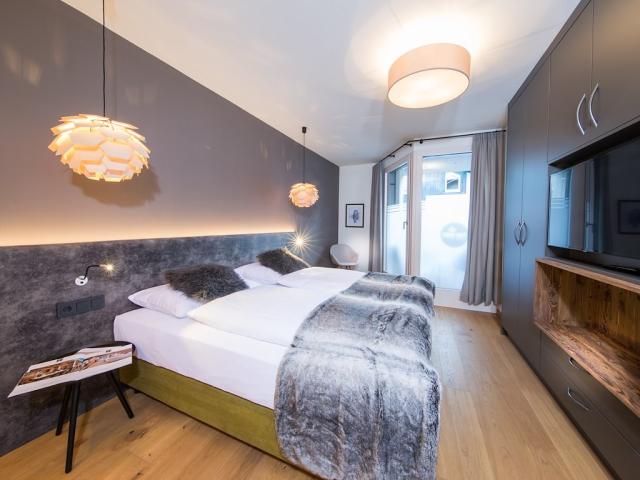 Bedroom Deluxe Suite Two Timez.jpg
