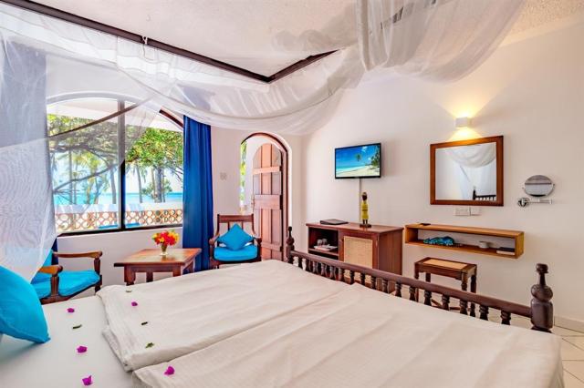 Diani-Sea-Lodge-Bahari-Room-02.jpg