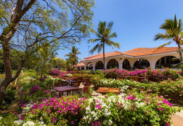Diani-Sea-Resort-05.jpg
