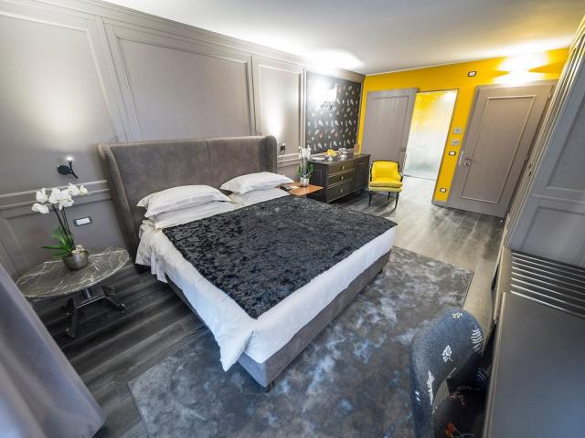 BZO-03696-Rooms- prestige.jpg