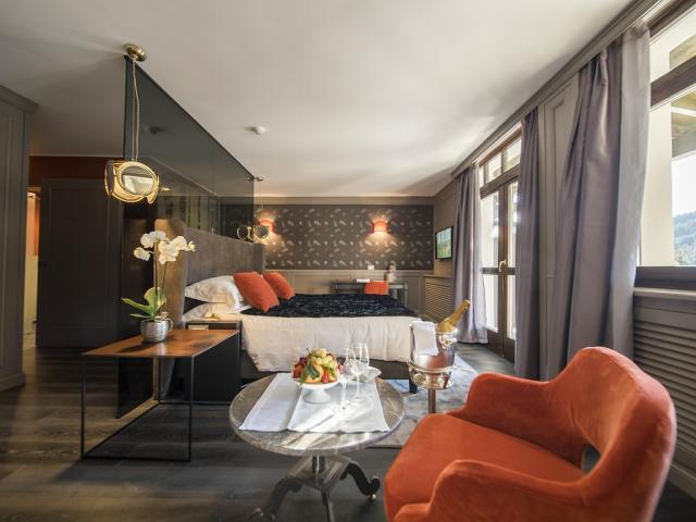 BZO-03696-Rooms-prestige triple (2).jpg