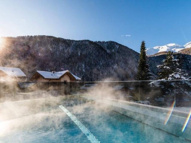 falkensteiner-hotel-spa-falkensteinerhof-spa-im-winter_standard