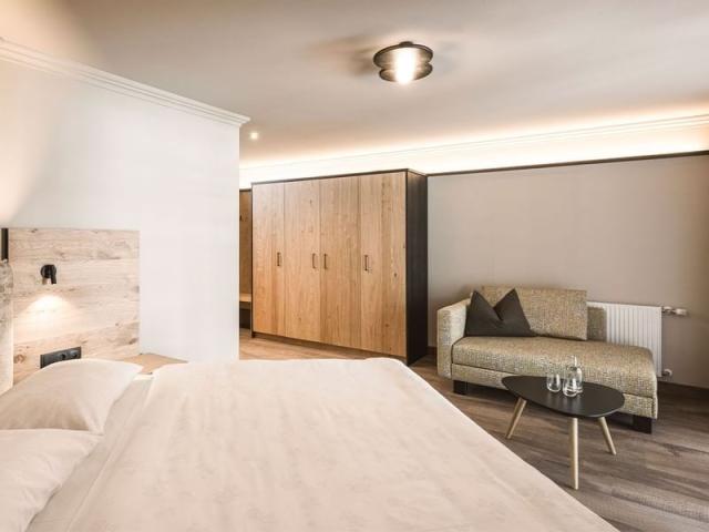 falkensteiner-hotel-spa-falkensteinerhof-dz-comfort-plus-balkon