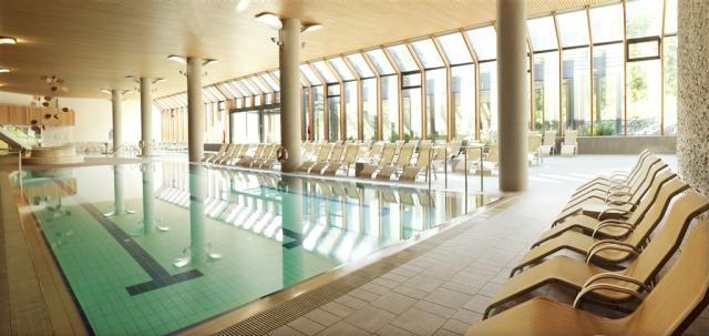 Spik pool panorama.jpg