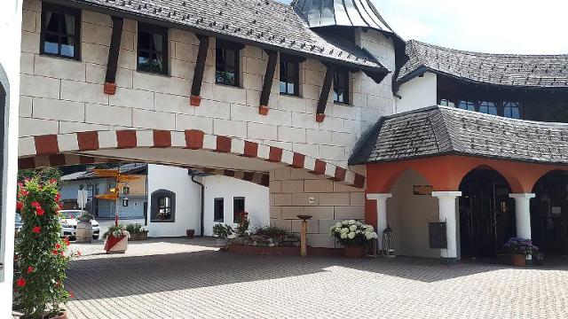 Schlosshotel Rosenegg