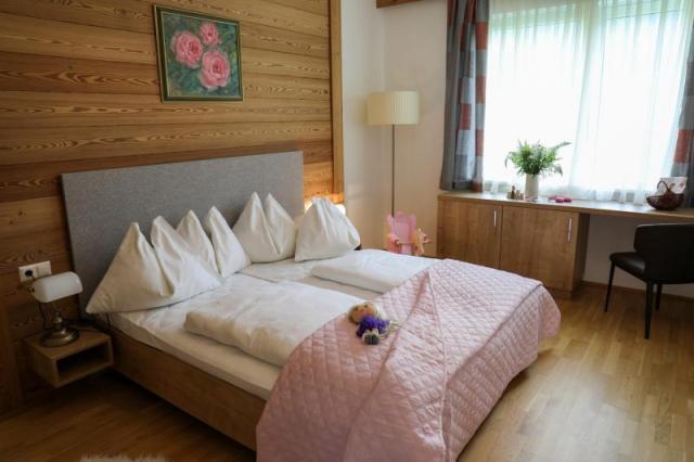 Naturpark Chalets Lambrecht