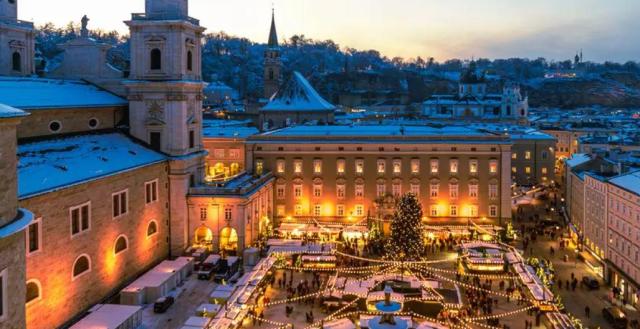 Advent Salzburg.JPG